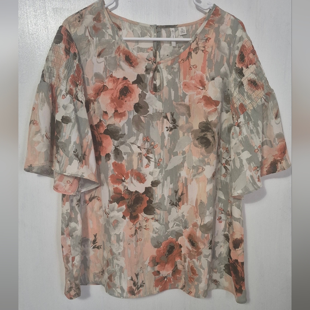 Floral Print Women's Top Size XL